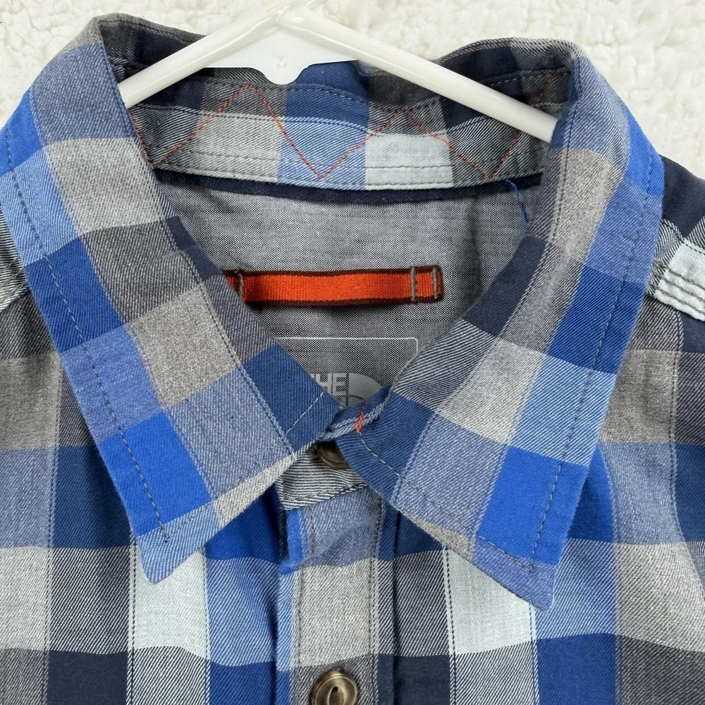 The North Face Shirt Mens Large Blue Plaid Long Sleeve Button‎ Front Casual
